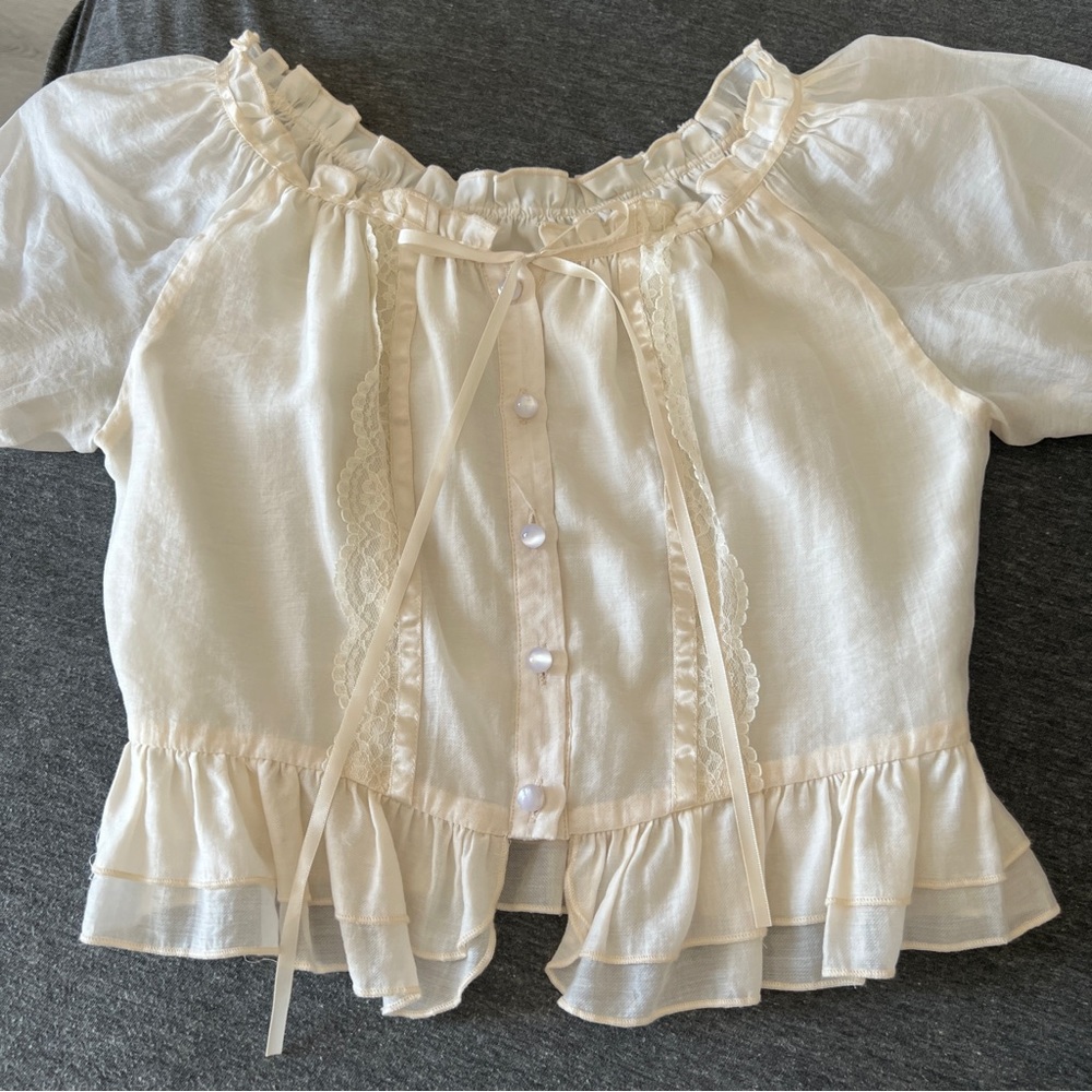 Top Lace Bow Short-Sleeve Blouse